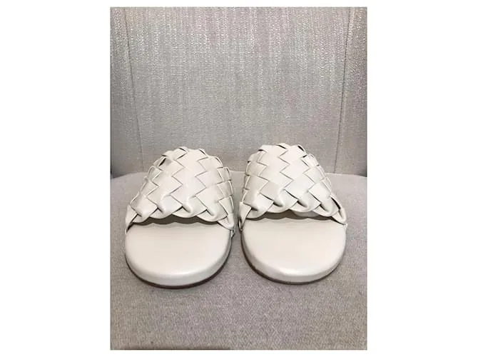 BOTTEGA VENETA Sandalias T.EU 41 Piel Blanco 