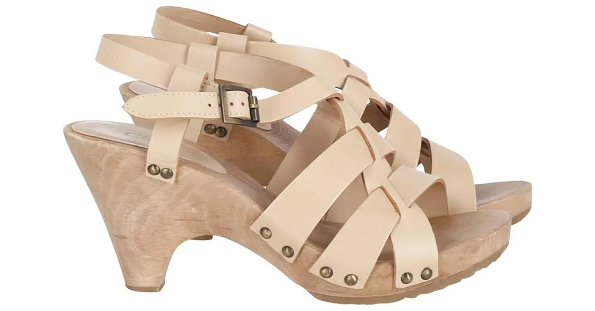 Chloé Sandalias Tiras Chloe en Piel Beige 