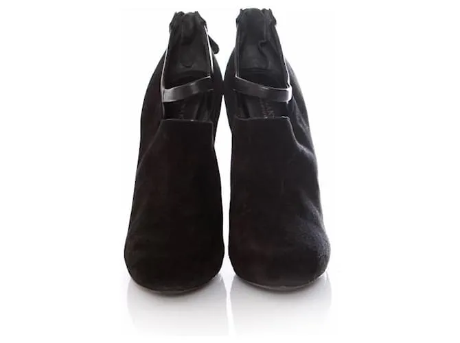 Dkny Donna Karan, Brotes de ante negro con correa de cuero alrededor del tobillo en tamaño. 39.5. 