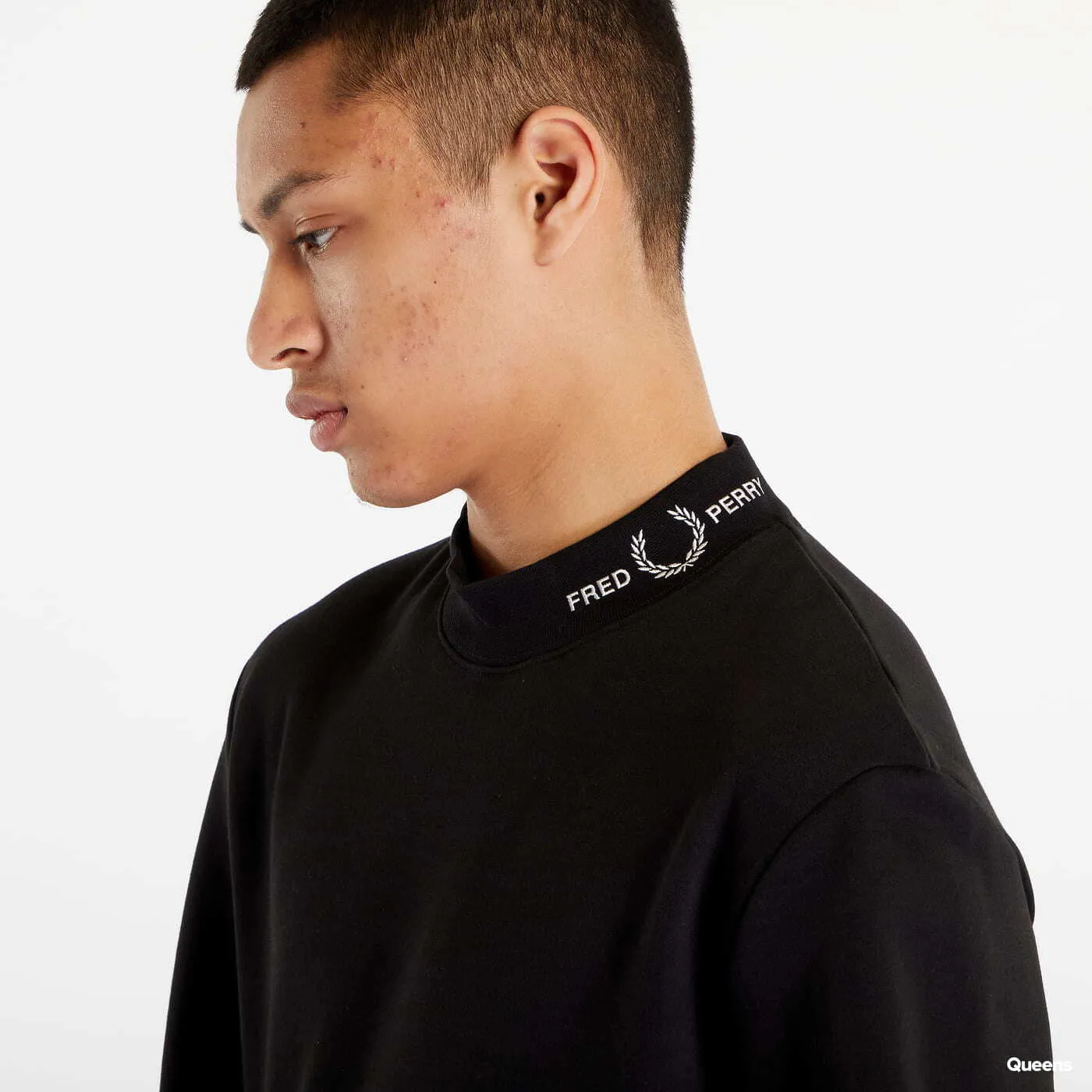 FRED PERRY Branded Collar Sweatshirt