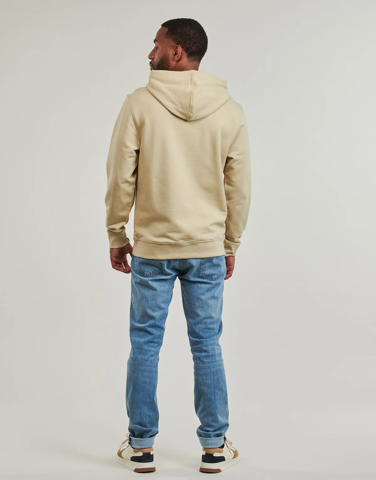 INSTITUTIONAL HOODIE