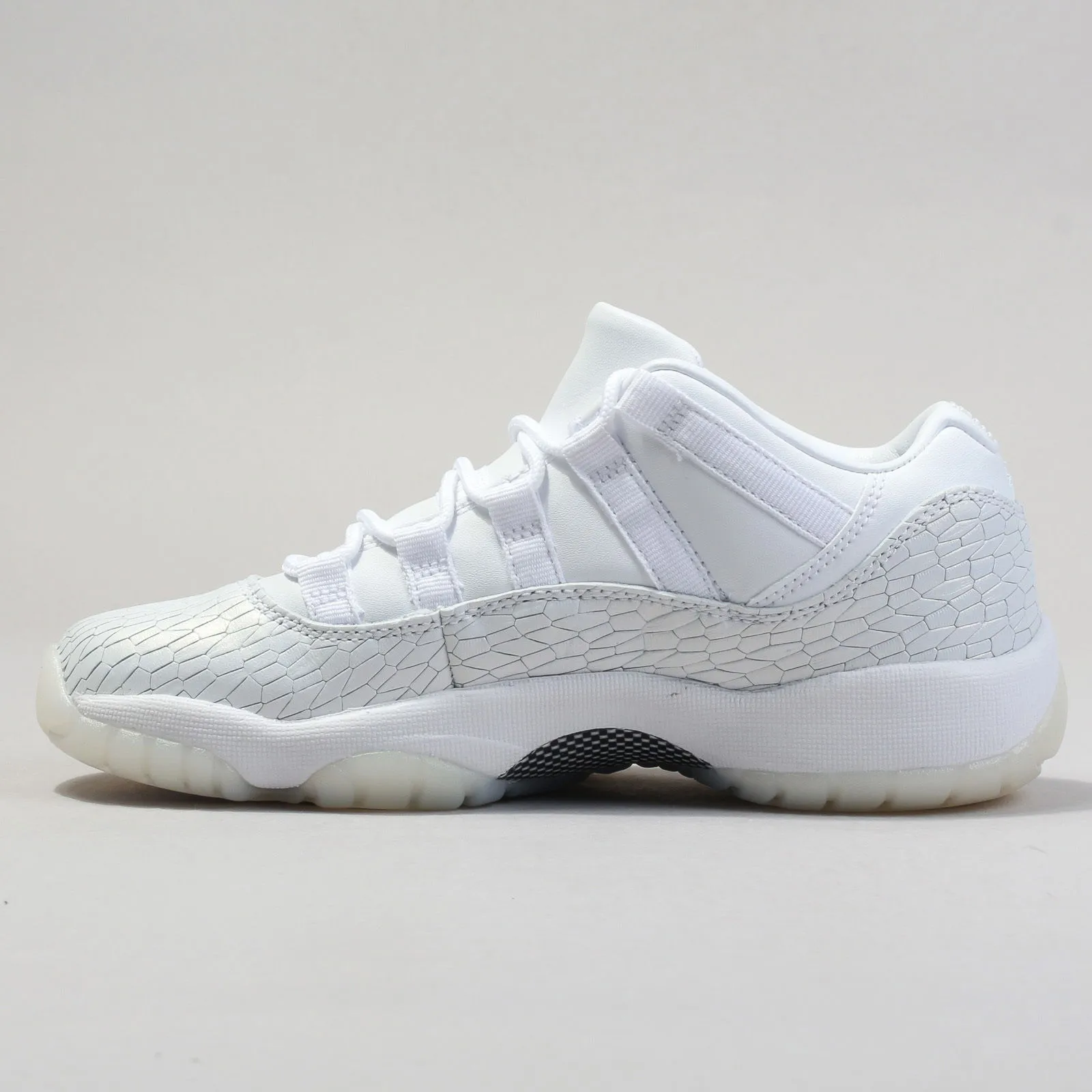 Jordan Air Jordan 11 Retro Low Premium "Frost White" GS