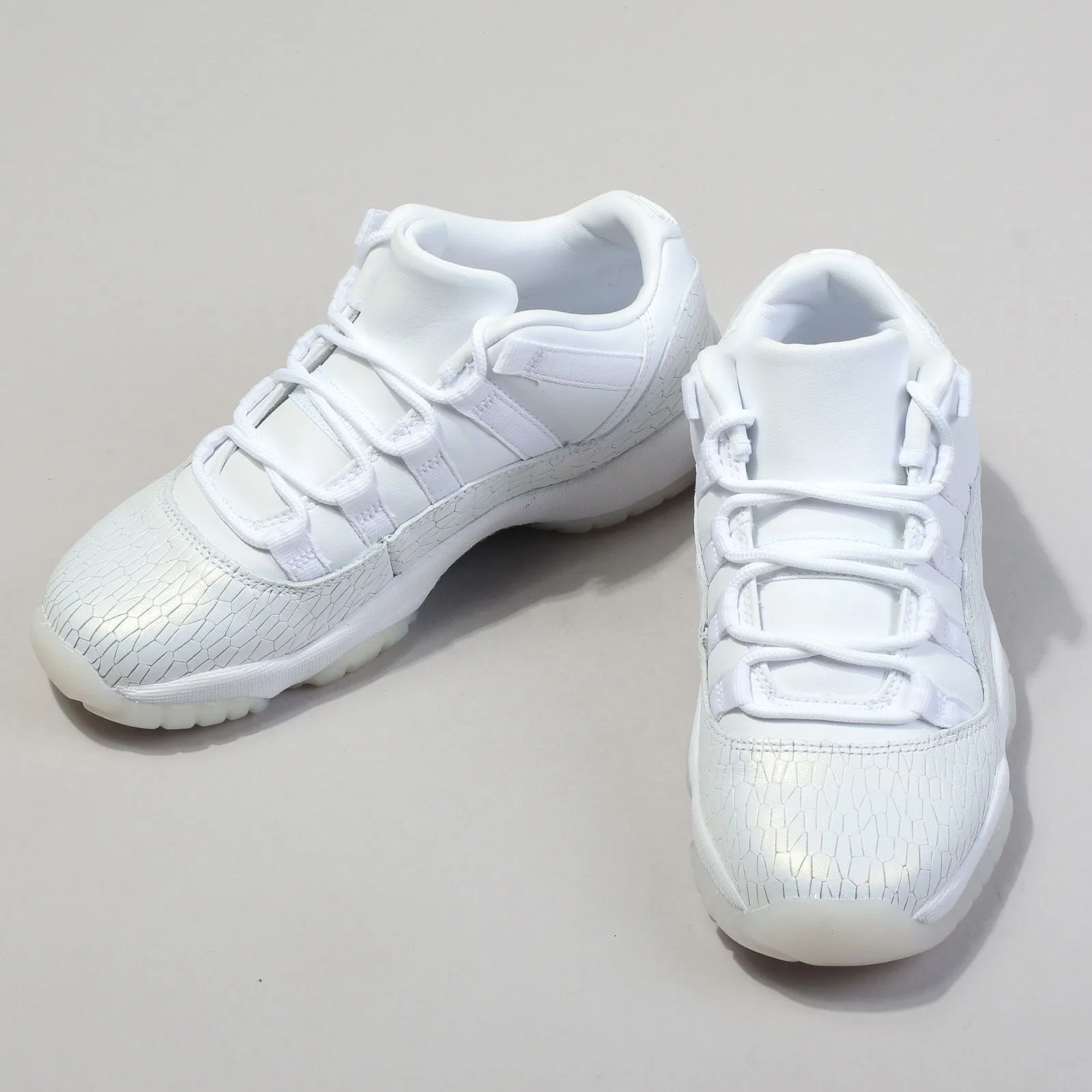 Jordan Air Jordan 11 Retro Low Premium "Frost White" GS