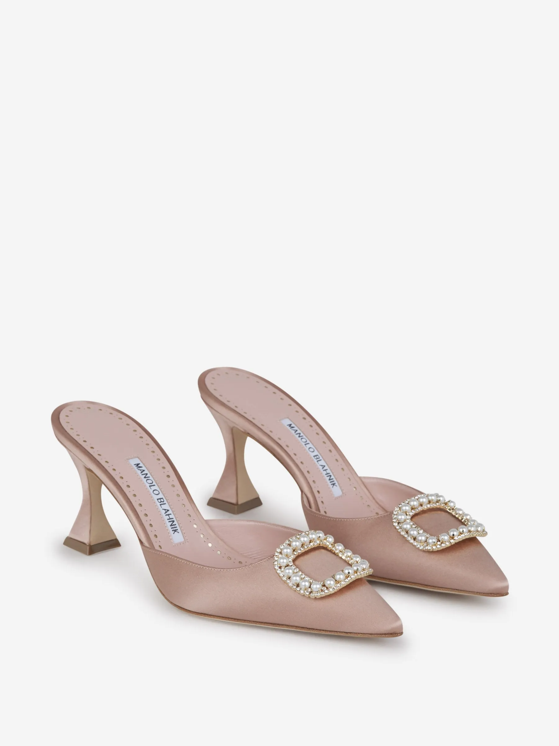 Manolo Blahnik Mules Fabetamu Raso