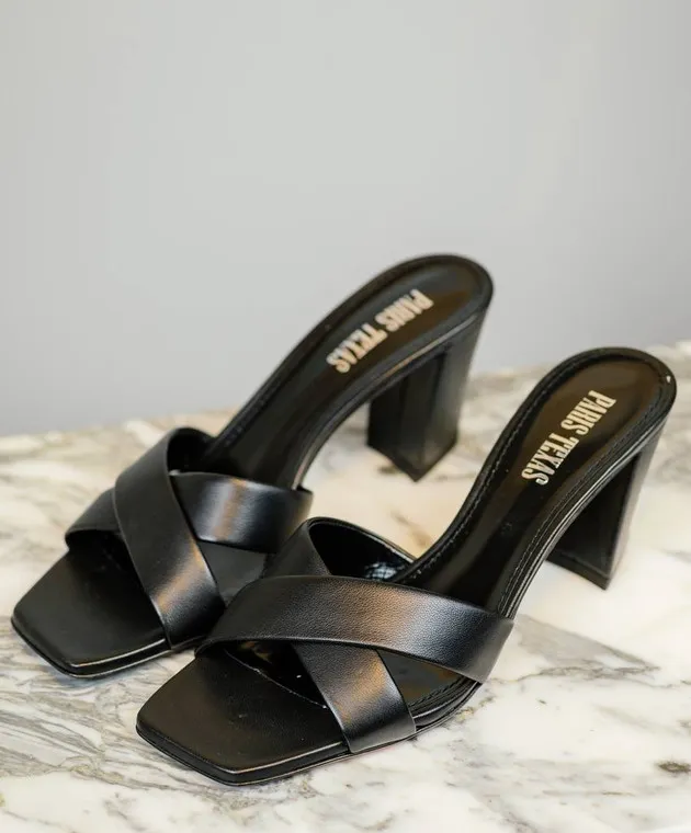 Paris Texas Dafne black leather mules