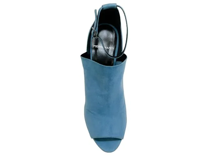 Pierre Hardy Blue Suede Caress Peep Toe Shooties con Correa en el Tobillo Azul 