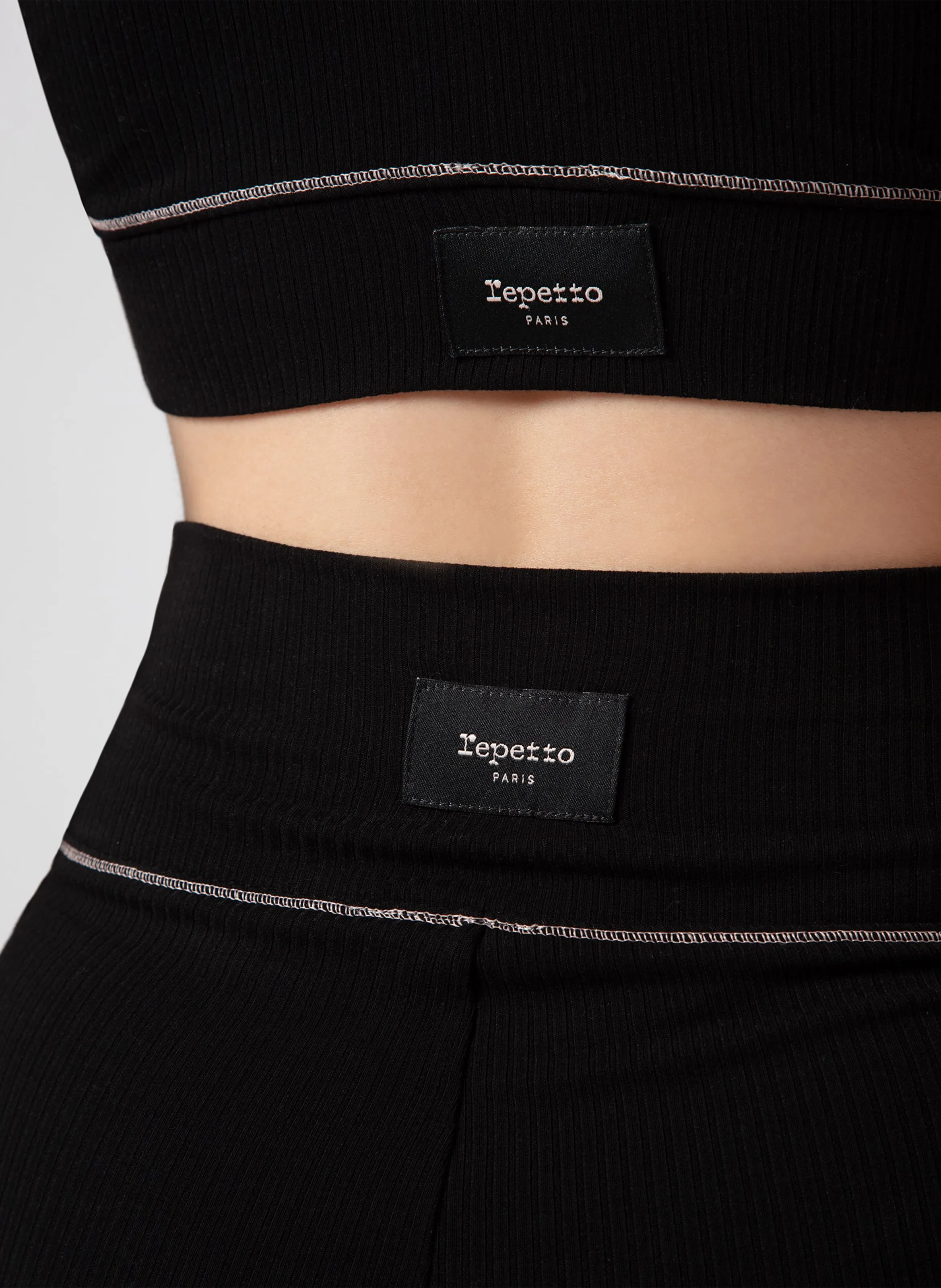 REPETTO Legging de talle alto de canalé en negro