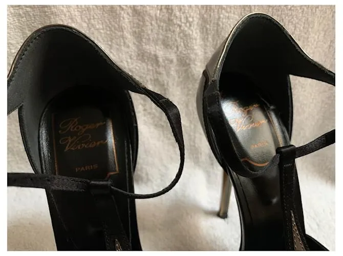 Roger Vivier Sandalias altas piel metalizada Metálico 