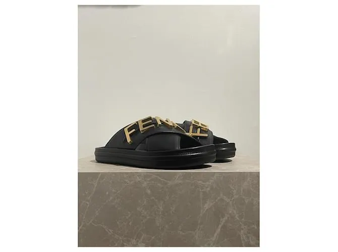 Sandalias FENDI T.EU 38 Piel Negro 