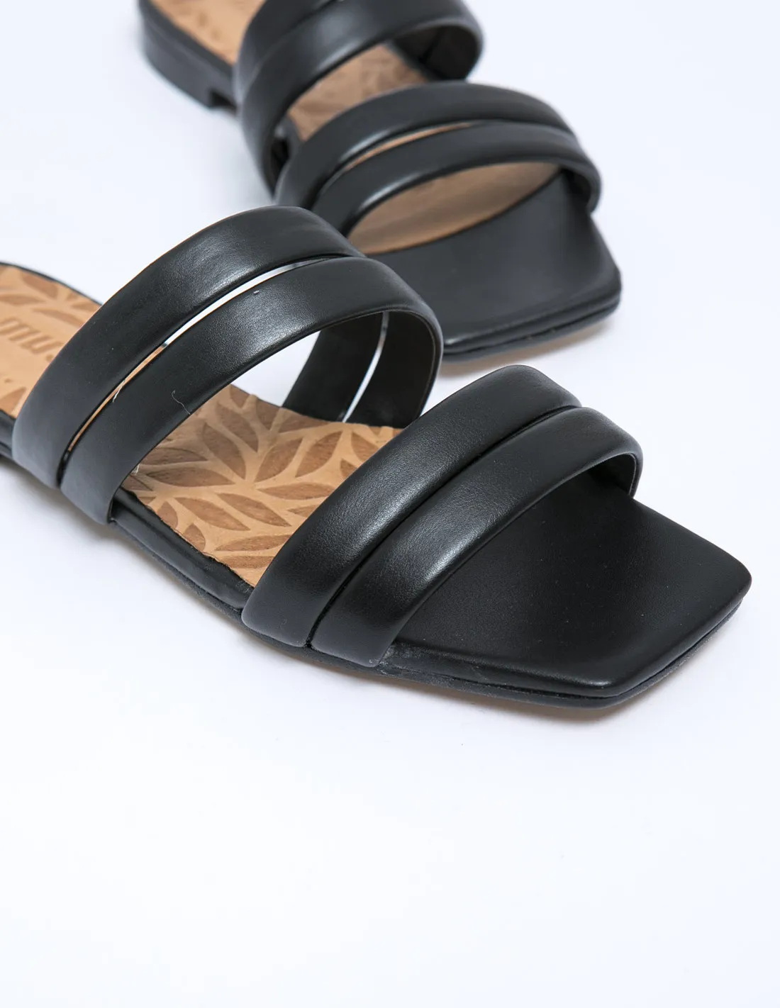 SANDALIAS PIEL NEGRO MUSTANG