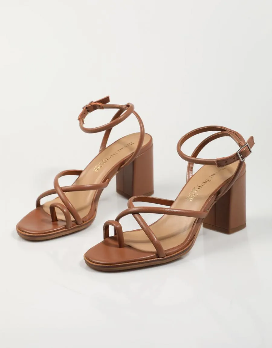  sandals BRYAN Mara en Tan 79161