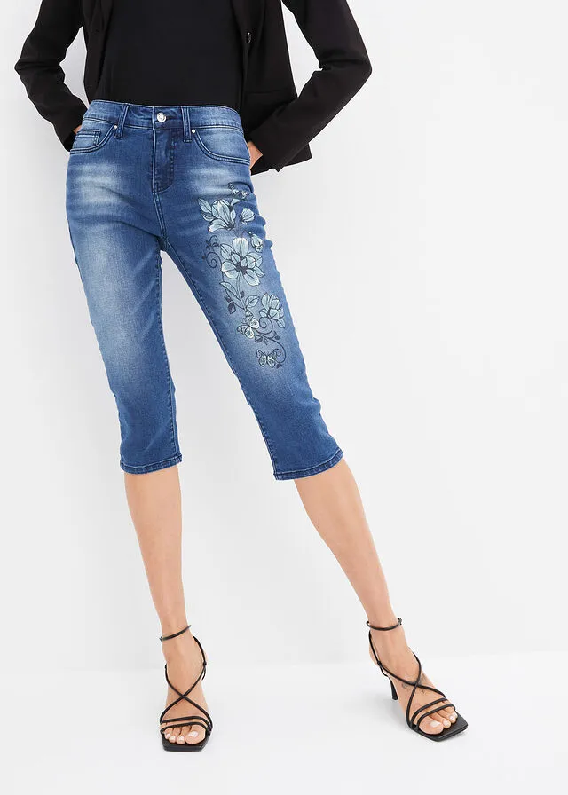 Vaqueros capri con estampado de mariposas Denim