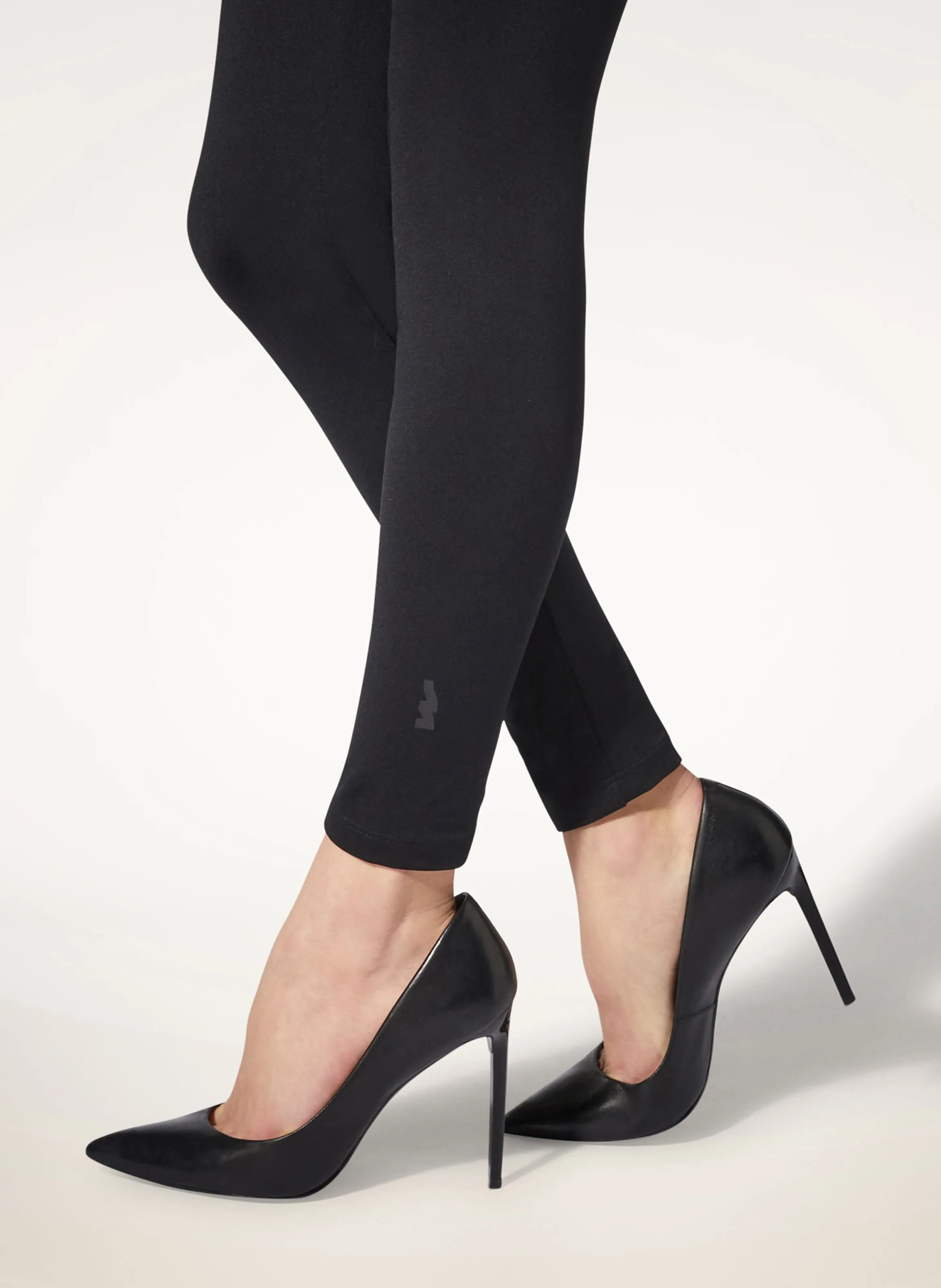 WOLFORD THE WONDERFUL - Legging en negro